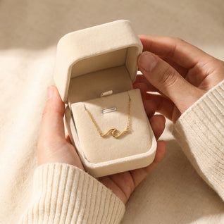 The Keepsake Box: Velvet Jewelry Box